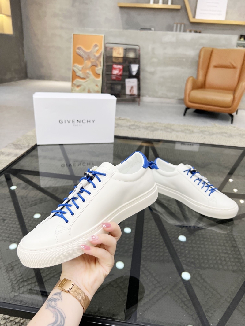 Givenchy Sneakers